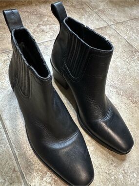 Lucky Brand Idola Black Booties – Size 6.5 – Never Worn